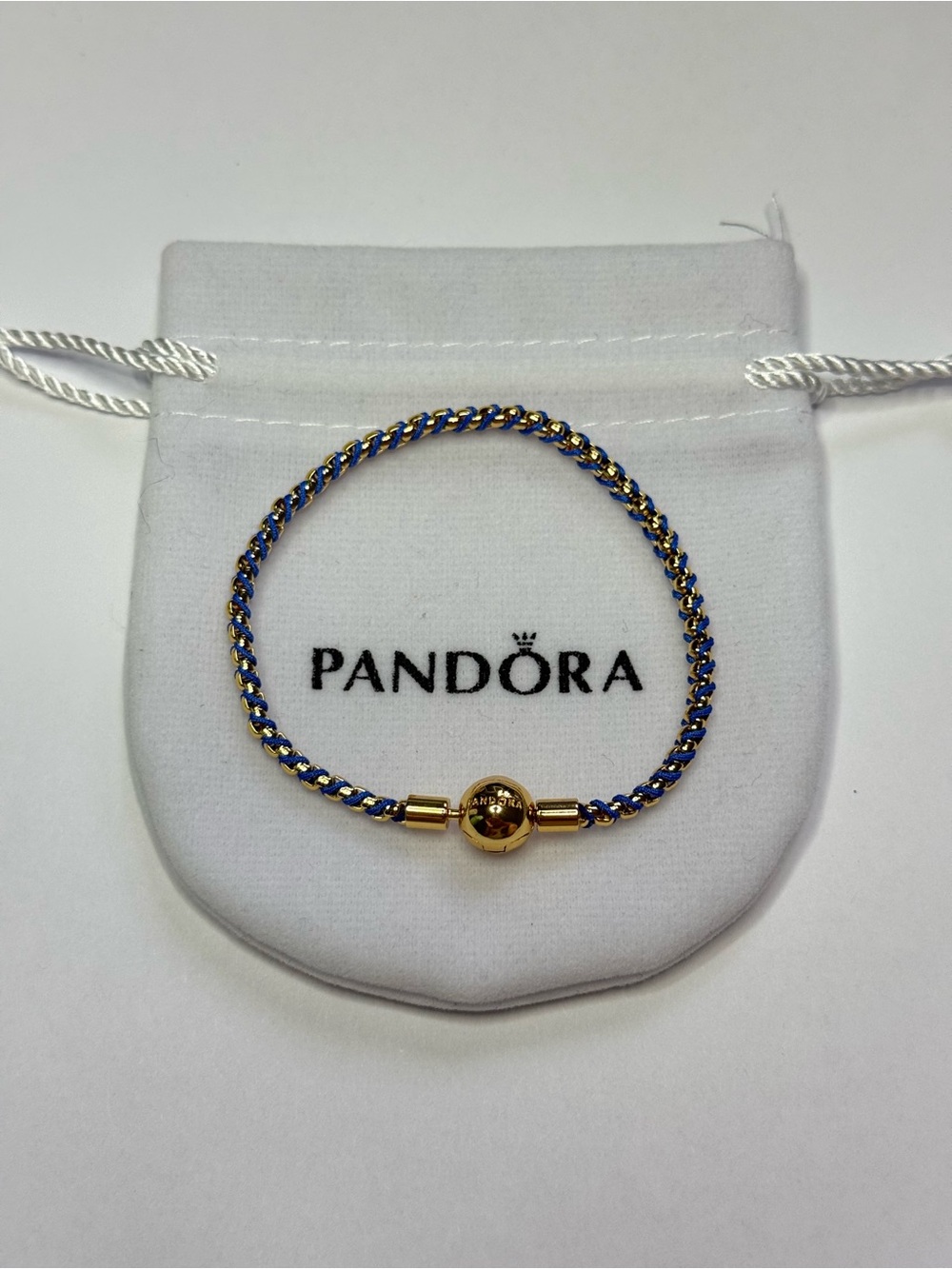Pandora Blue Cord Box Chain Bracelet
14k gold plating  6.7 inch WITHOUT BAG